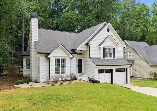 Photo 3 of Sale Pending at 657 Wedgewood Dr, Woodstock, GA 30189 | MLS# 7833605 | Listing updated on 2026-10-07