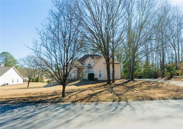 Photo 1 of Single family home for sale at 120 Warren Way, Fayetteville, GA 30215 | MLS# 7813508 | Listing updated on 2026-09-11
