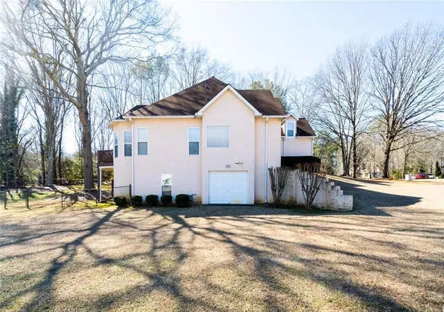 Photo 2 of Single family home for sale at 120 Warren Way, Fayetteville, GA 30215 | MLS# 7813508 | Listing updated on 2026-09-11