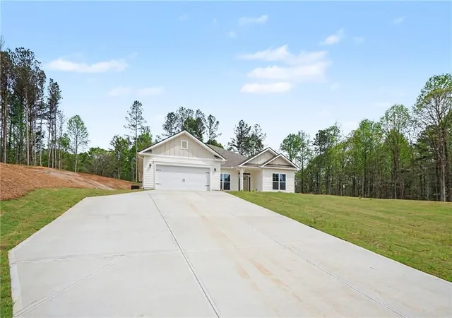 Photo 1 of Single family home for sale at 939 Eagle Hts Dr, Maysville, GA 30558 | MLS# 7858892 | Listing updated on 2026-10-25