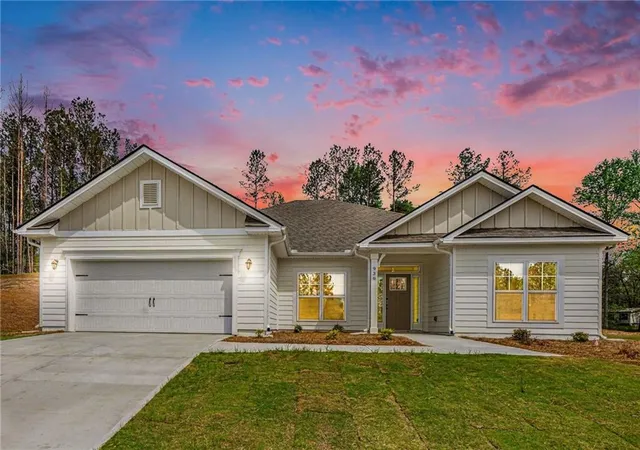 Photo 2 of Single family home for sale at 939 Eagle Hts Dr, Maysville, GA 30558 | MLS# 7858892 | Listing updated on 2026-10-25