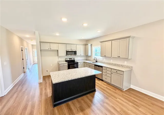 Photo 4 of Sale Pending at 55 Gaston Westbrook Ave, Emerson, GA 30137 | MLS# 7839682 | Listing updated on 2026-10-07