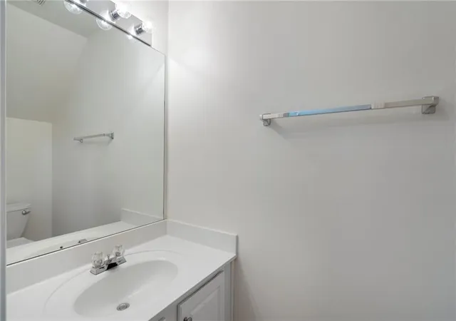 Photo 4 of Townhouse for sale at 2333 Towneheights Ter SE #13, Atlanta, GA 30339 | MLS# 7853366 | Listing updated on 2026-10-28