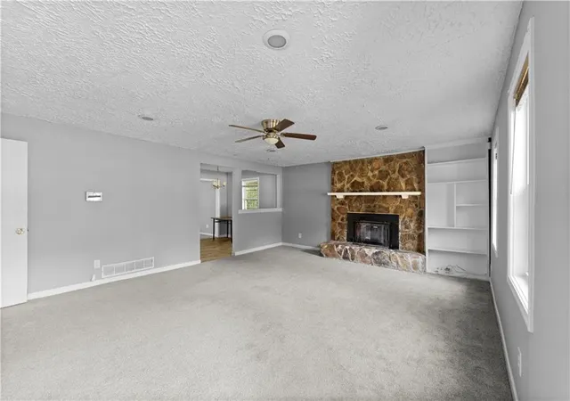 Photo 4 of Single family home for sale at 125 Meadowcliff Cir, Carrollton, GA 30116 | MLS# 7856373 | Listing updated on 2026-10-23