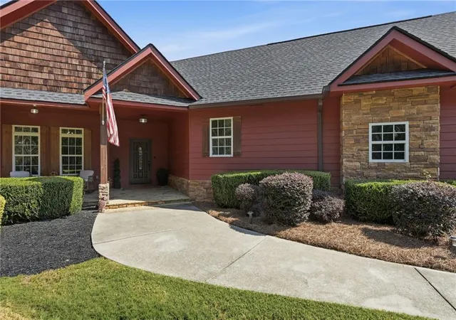 Photo 4 of Single family home for sale at 571 Mulberry Rd, Winder, GA 30680 | MLS# 7835513 | Listing updated on 2026-09-13