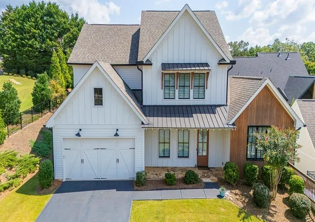 Photo 1 of Single family home for sale at 129 Blue Heron Blf, Dawsonville, GA 30534 | MLS# 7830986 | Listing updated on 2026-09-10