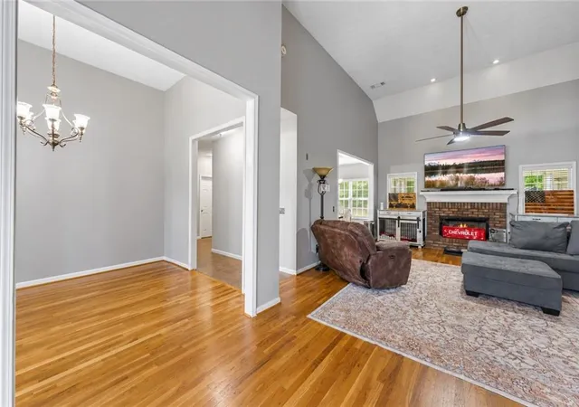 Photo 3 of Sale Pending at 238 Apple Valley Rd, Commerce, GA 30529 | MLS# 7797342 | Listing updated on 2026-10-02