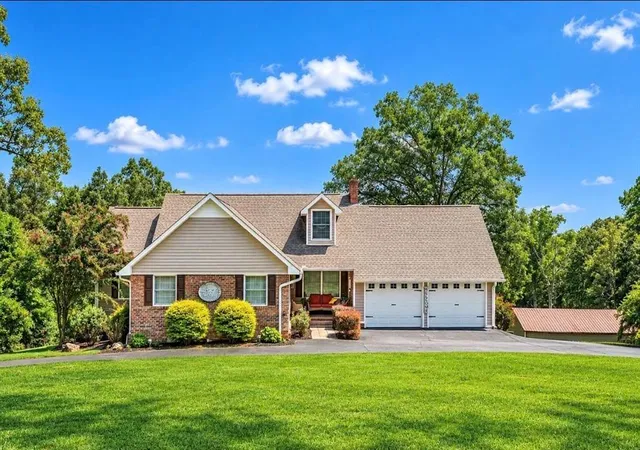 Photo 2 of Single family home for sale at 39 Garrard Rd, Rome, GA 30161 | MLS# 7830053 | Listing updated on 2026-09-16