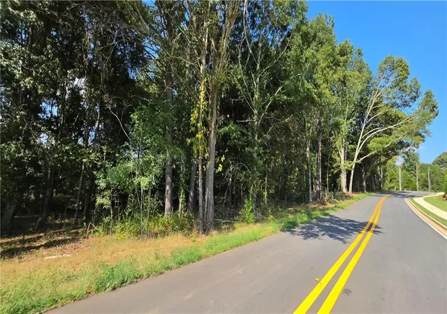 Photo 1 of Land for sale at 0 W Jackson Rd, Braselton, GA 30517 | MLS# 7832595 | Listing updated on 2026-09-08
