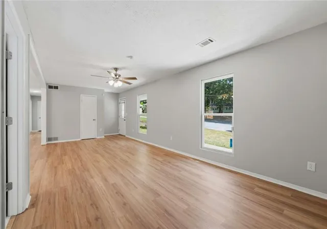 Photo 4 of Sale Pending at 657 Nelby Ct, Stone Mountain, GA 30083 | MLS# 7858291 | Listing updated on 2026-10-30