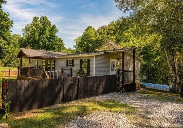Photo 1 of Sale Pending at 112 Center Grv Dr, Cleveland, GA 30528 | MLS# 7831979 | Listing updated on 2026-09-15