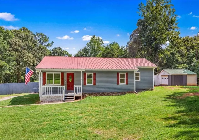 Photo 3 of Single family home for sale at 214 Paul Smith Rd, Covington, GA 30014 | MLS# 7831349 | Listing updated on 2026-09-11