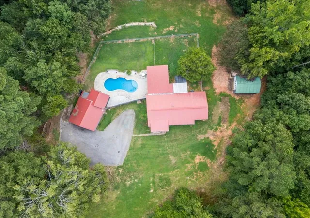 Photo 3 of Single family home for sale at 214 Paul Smith Rd, Covington, GA 30014 | MLS# 7831349 | Listing updated on 2026-09-11