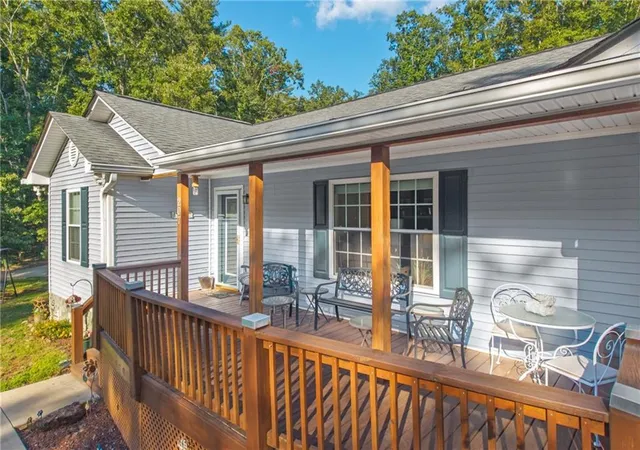 Photo 3 of Single family home for sale at 207 Dogwood Dr, Epworth, GA 30541 | MLS# 7836043 | Listing updated on 2026-09-11