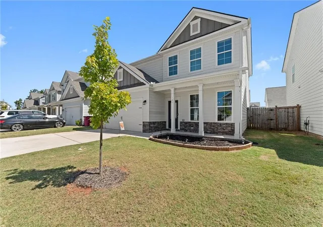 Photo 2 of Single family home for sale at 163 Red Birch Ln, Warner Robins, GA 31093 | MLS# 7840954 | Listing updated on 2026-09-25