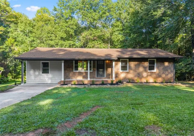 Photo 1 of Single family home for sale at 937 Sam Craven Rd, Cleveland, GA 30528 | MLS# 7841728 | Listing updated on 2026-10-07