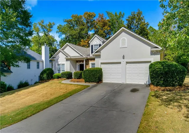 Photo 2 of Sale Pending at 1752 Brackin Ct, Grayson, GA 30017 | MLS# 7834769 | Listing updated on 2026-09-24
