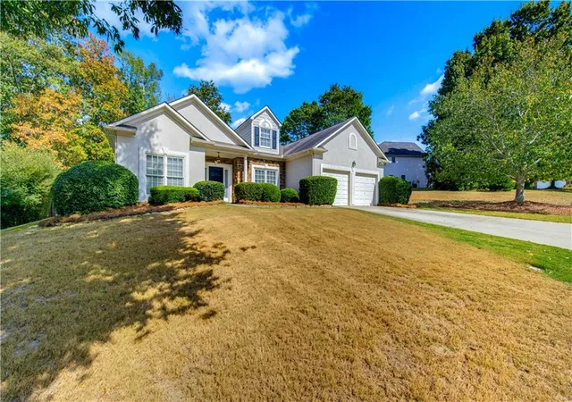Photo 3 of Sale Pending at 1752 Brackin Ct, Grayson, GA 30017 | MLS# 7834769 | Listing updated on 2026-09-24
