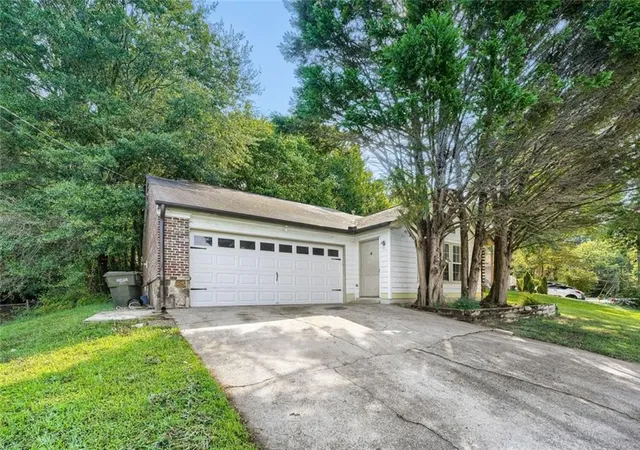 Photo 1 of Sale Pending at 5754 Western Hills Dr, Norcross, GA 30071 | MLS# 7842431 | Listing updated on 2026-10-03