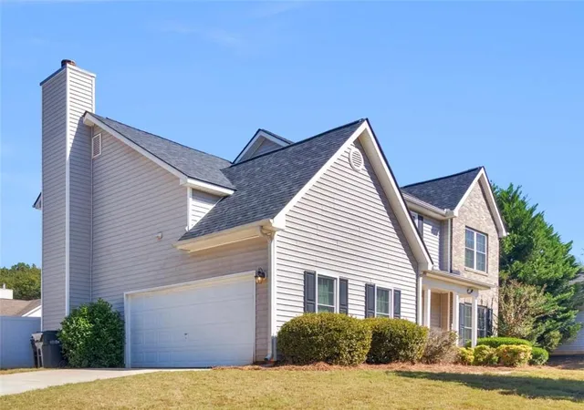 Photo 2 of Single family home for sale at 708 Denise Ct, Mcdonough, GA 30252 | MLS# 7830707 | Listing updated on 2026-09-07