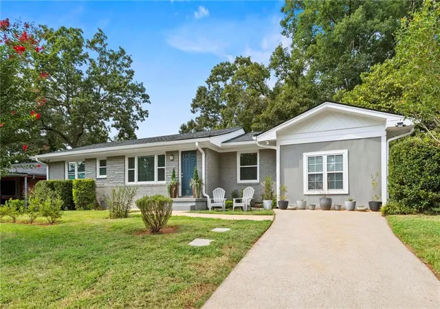 Photo 1 of Sale Pending at 1808 Flintwood Dr Se, Atlanta, GA 30316 | MLS# 7834418 | Listing updated on 2026-09-26