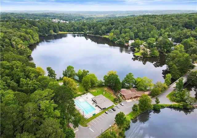 Photo 3 of Land for sale at 110 Cherry St, Roswell, GA 30075 | MLS# 7733363 | Listing updated on 2026-09-01