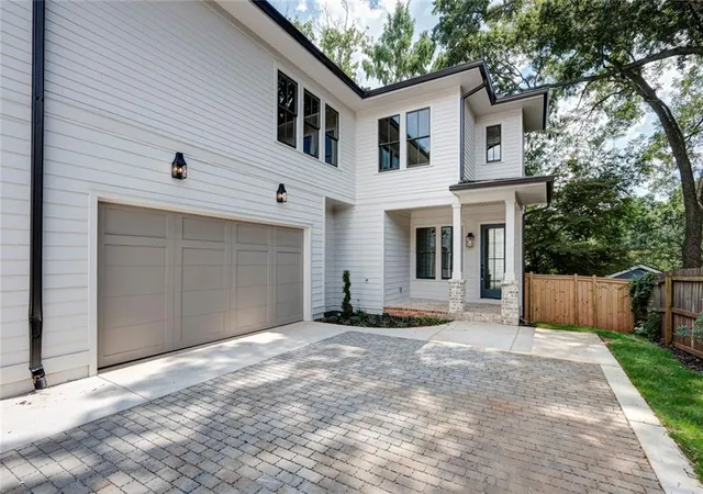 Townhouse for sale at 1739b Adolphus St NE, Atlanta, GA 30307 | MLS# 7832954