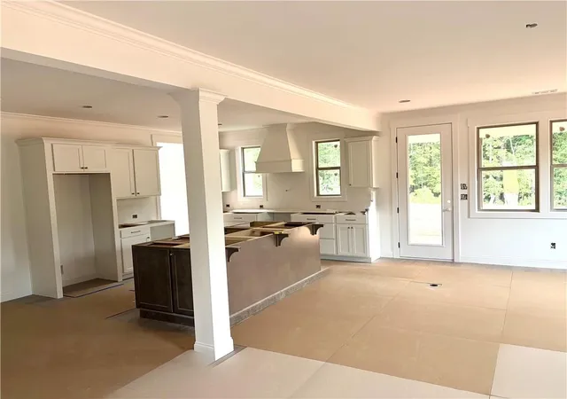 Photo 3 of Single family home for sale at 1440 Legend Dr, Greensboro, GA 30642 | MLS# 7844055 | Listing updated on 2026-10-01