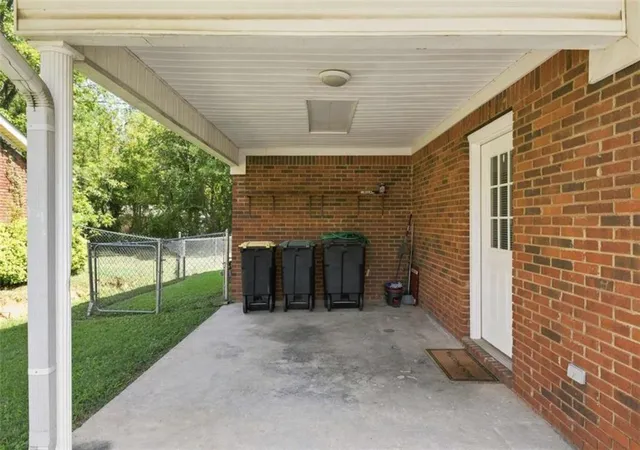 Photo 4 of Single family home for sale at 12 Glenda Dr SW, Rome, GA 30165 | MLS# 7834642 | Listing updated on 2026-09-13