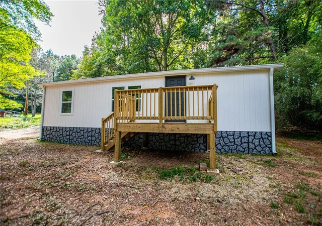 Photo 2 of Sale Pending at 77 Rock Springs Lake Dr, Carrollton, GA 30116 | MLS# 7851369 | Listing updated on 2026-10-23