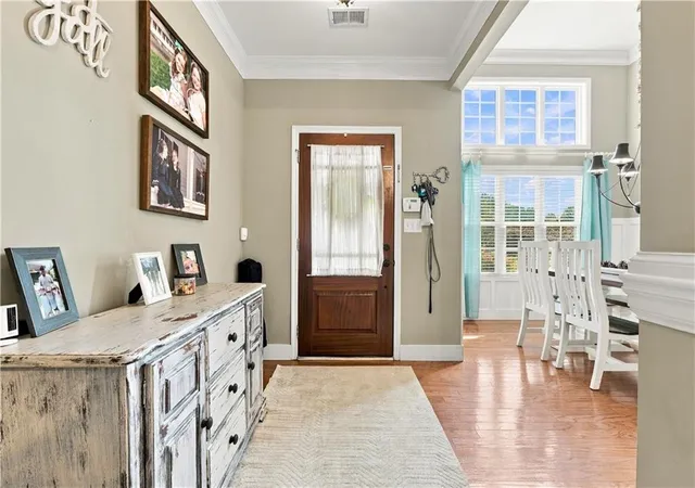 Photo 4 of Single family home for sale at 107 Nelson Ridge Dr, Ball Ground, GA 30107 | MLS# 7844663 | Listing updated on 2026-09-30