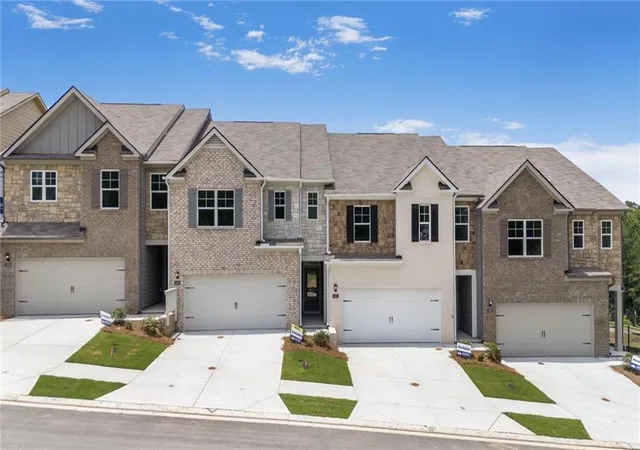 Photo 2 of Sale Pending at 3562 Matthew Ct, Decatur, GA 30034 | MLS# 7830565 | Listing updated on 2026-09-19