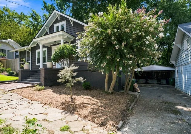 Photo 4 of Single family home for sale at 452 Euclid Ter NE, Atlanta, GA 30307 | MLS# 7831110 | Listing updated on 2026-09-14
