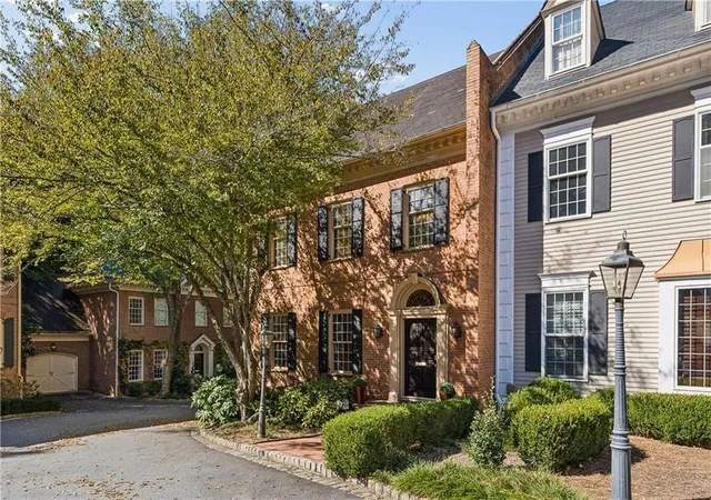 Photo 3 of Townhouse for sale at 3085 Slaton Dr NW #9, Atlanta, GA 30305 | MLS# 7858346 | Listing updated on 2026-10-27