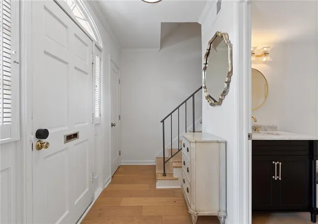 Photo 2 of Townhouse for sale at 8 Kings Tavern Pl NW, Atlanta, GA 30318 | MLS# 7831354 | Listing updated on 2026-09-13