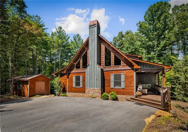 Photo 1 of Single family home for sale at 60 Oasis Dr, Blue Ridge, GA 30513 | MLS# 7833320 | Listing updated on 2026-09-09
