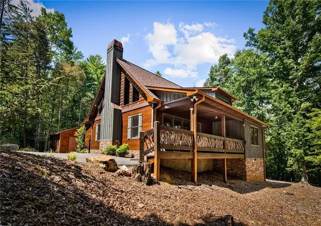 Photo 2 of Single family home for sale at 60 Oasis Dr, Blue Ridge, GA 30513 | MLS# 7833320 | Listing updated on 2026-09-09