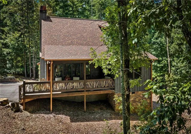 Photo 4 of Single family home for sale at 60 Oasis Dr, Blue Ridge, GA 30513 | MLS# 7833320 | Listing updated on 2026-09-09