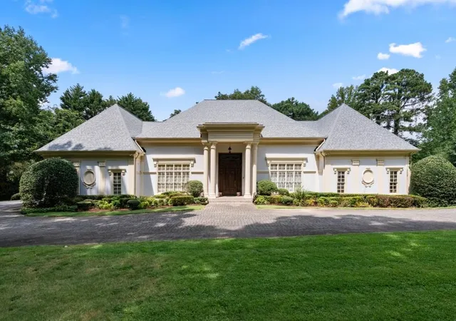 Photo 1 of Single family home for sale at 4430 Mount Paran Pkwy Nw, Atlanta, GA 30327 | MLS# 7827627 | Listing updated on 2026-09-22