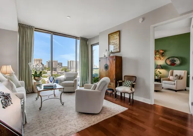 Photo 3 of Condo for sale at 2795 Peachtree Rd NE #1205, Atlanta, GA 30305 | MLS# 7828839 | Listing updated on 2026-09-11