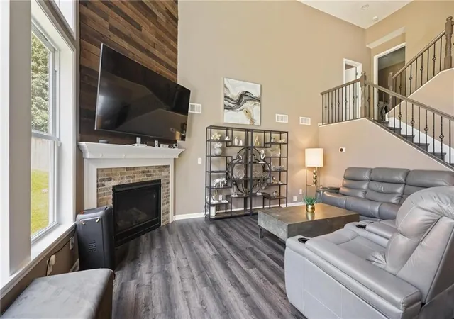 Photo 4 of Single family home for sale at 90 Floating Leaf Way, Dallas, GA 30132 | MLS# 7832735 | Listing updated on 2026-09-05