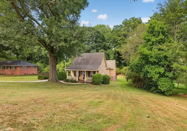 Photo 2 of Sale Pending at 200 1/ Pine St, Barnesville, GA 30204 | MLS# 7839532 | Listing updated on 2026-10-05