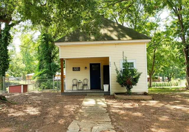 Photo 1 of Single family home for sale at 534 Lovvorn Rd, Carrollton, GA 30117 | MLS# 7833258 | Listing updated on 2026-09-08