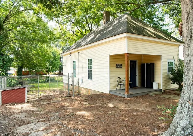 Photo 3 of Single family home for sale at 534 Lovvorn Rd, Carrollton, GA 30117 | MLS# 7833258 | Listing updated on 2026-09-08