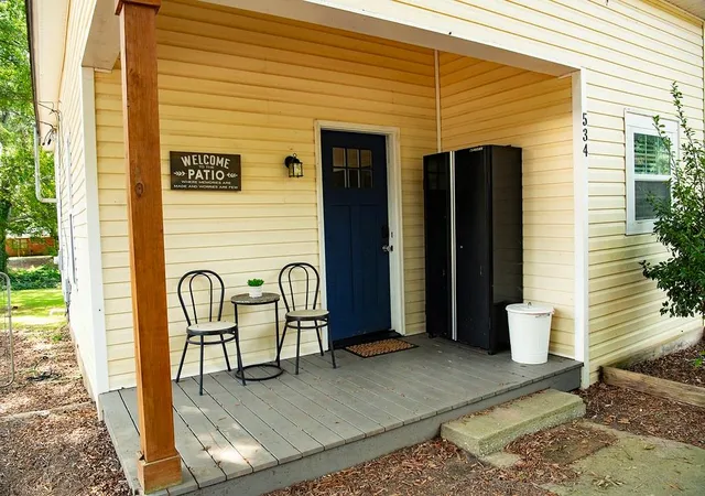 Photo 4 of Single family home for sale at 534 Lovvorn Rd, Carrollton, GA 30117 | MLS# 7833258 | Listing updated on 2026-09-08