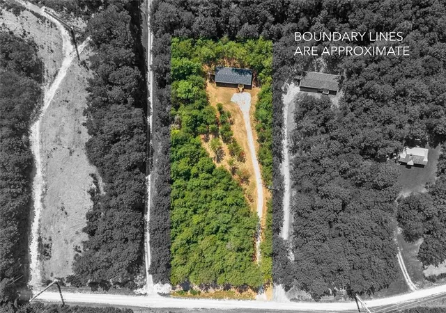 Photo 3 of Sale Pending at 122 Hdr Dr, Maysville, GA 30558 | MLS# 7831869 | Listing updated on 2026-09-26