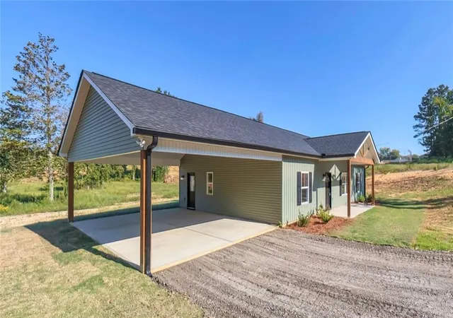 Photo 2 of Sale Pending at 214 Arbacoochee Rd, Tallapoosa, GA 30176 | MLS# 7840831 | Listing updated on 2026-09-30