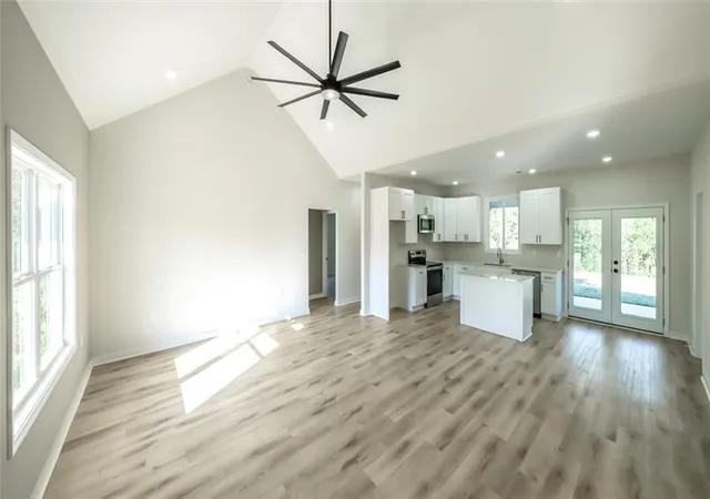 Photo 4 of Sale Pending at 214 Arbacoochee Rd, Tallapoosa, GA 30176 | MLS# 7840831 | Listing updated on 2026-09-30