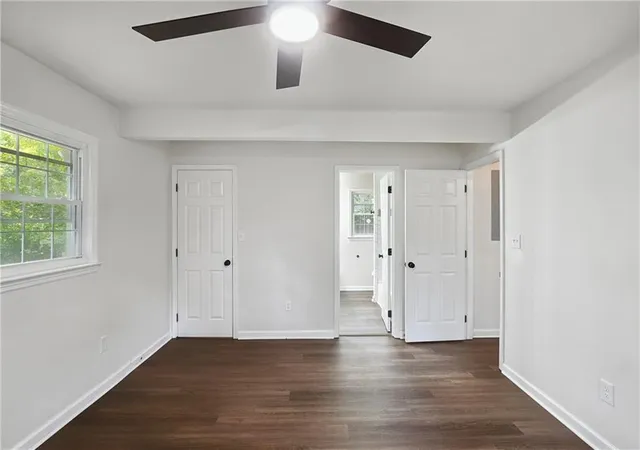 Photo 3 of Single family home for sale at 1410 Graymont Dr SW, Atlanta, GA 30310 | MLS# 7855886 | Listing updated on 2026-10-29