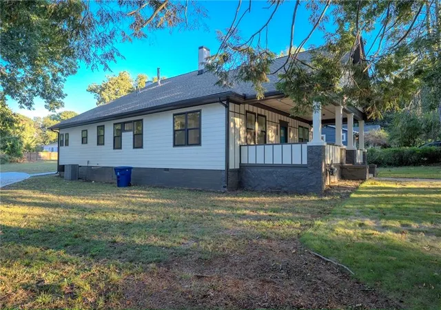 Photo 2 of Single family home for sale at 210 5th Avenue, Decatur, GA 30030 | MLS# 7853690 | Listing updated on 2026-10-28